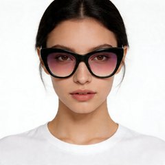 bs2012-1370_green_butterfly_acetate_sunglasses_model