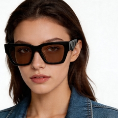 bs2012-1379_black_rectangular_acetate_sunglasses_model