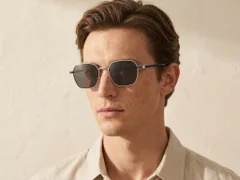 BS2012-1938_Silver_Rectangular_Metal_Sunglasses-tryon_male