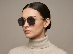 BS2012-2696_Tortoiseshell_Oval_Metal_Sunglasses-tryon_female