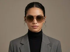 BS2012-2701_Golden_Aviator_Metal_Sunglasses-tryon_female