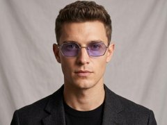 BS2012-2821_Grey_Geometric_Metal_Sunglasses-tryon_male