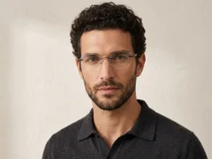 BS2012-3468_Black_Invisible_Metal_Glasses-tryon_male