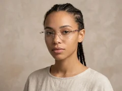 BS2012-3472_Pink_Invisible_Metal_Glasses-tryon_female