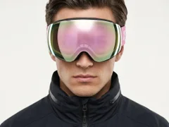 BS2019-0006_White_Irregular_Plastic_Ski_Goggles_AI-tryon_male