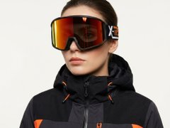 BS2019-0021_Black_Irregular_Plastic_Ski_Goggles-tryon_female