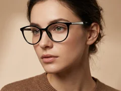 BS218-0785_Black_Butterfly_TR90_Glasses-tryon_female