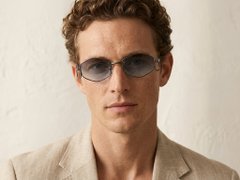 BS225-0038_Grey_Geometric_Metal_Sunglasses-tryon_male