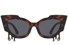 BS225-0047_Tortoiseshell_Butterfly_Plastic_Sunglasses-front