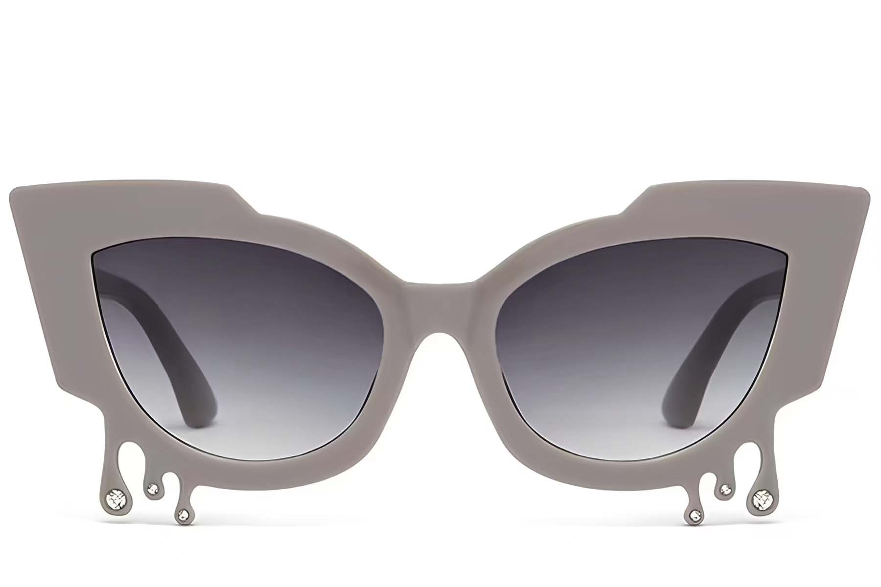 BS225-0049_Grey_Butterfly_Plastic_Sunglasses_front