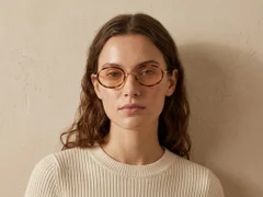 BS225-0055_Tortoiseshell_Oval_Plastic_Sunglasses-tryon_female
