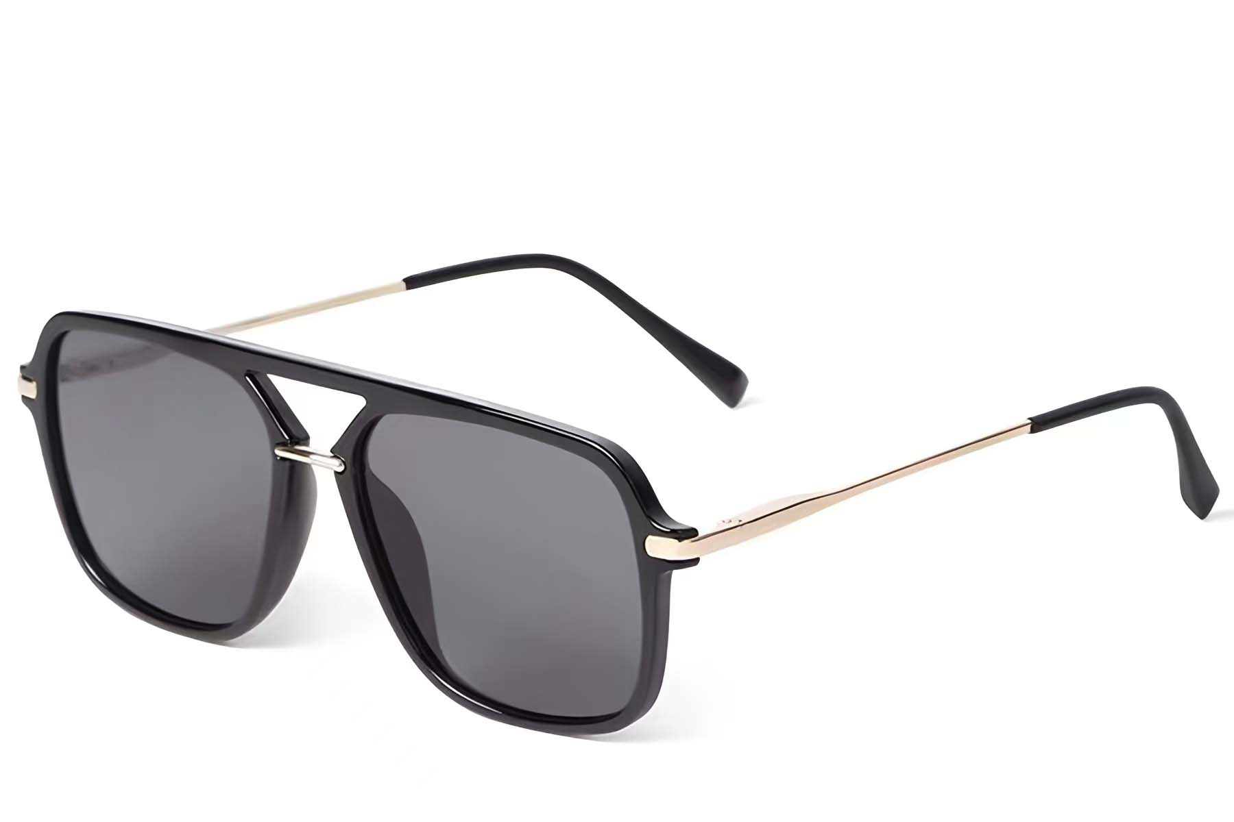 BS225-0058_Black_Aviator_Plastic_Sunglasses_corner