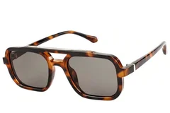 BS225-0071_Tortoiseshell_Aviator_Plastic_Sunglasses_corner