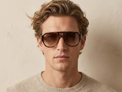 BS225-0095_Tortoiseshell_Aviator_Plastic_Sunglasses_corner-tryon_male