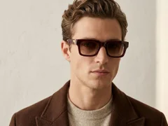 BS225-0110_Brown_Rectangular_Plastic_Sunglasses_corner-tryon_male