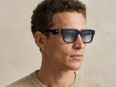 BS225-0111_Blue_Rectangular_Plastic_Sunglasses_corner-tryon_male
