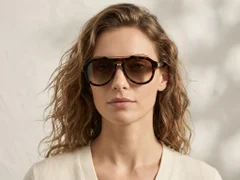 BS225-0133_Tortoiseshell_Aviator_Plastic_Sunglasses_corner-tryon_female