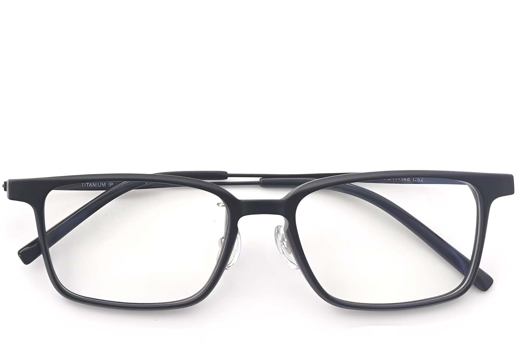 BS2419-0127_Black_Rectangular_Titanium_Glasses_front