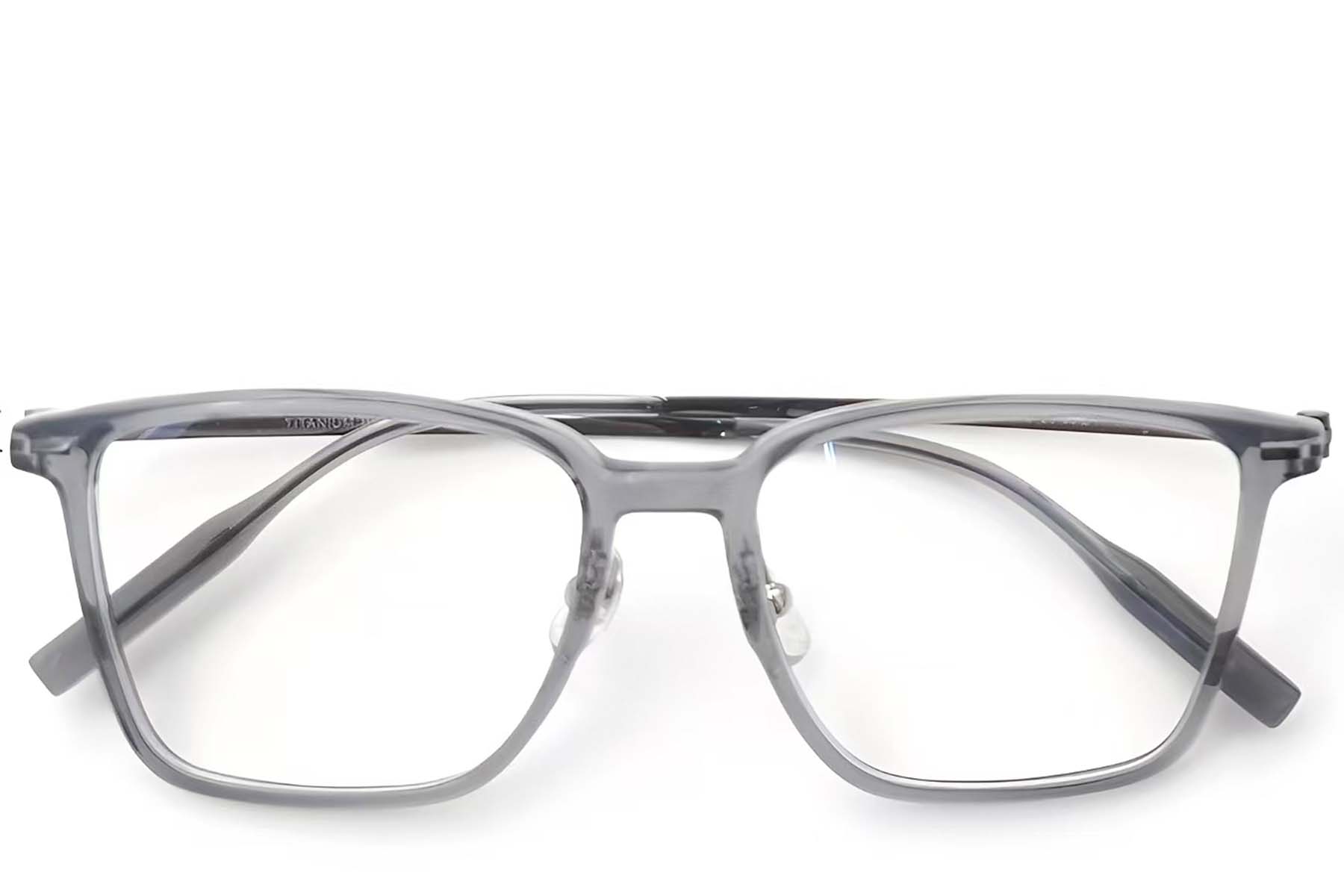 BS2419-0150_Grey_Rectangular_Titanium_Glasses_front