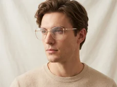 BS2425-0488_Pink_Butterfly_Metal_Glasses-tryon_male