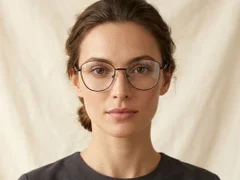 BS2425-0511_Black_Butterfly_Metal_Glasses_corner-tryon_female