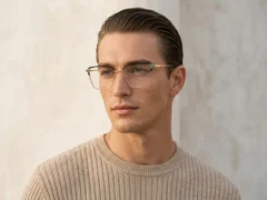 BS2425-0583_Black_Butterfly_Metal_Glasses-tryon_male