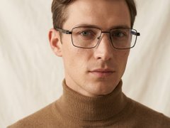 BS2425-0630_Black_Rectangular_Metal_Glasses_corner-tryon_male