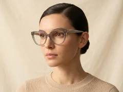 BS2425-0687_Brown_Butterfly_Acetate_Glasses_corner-tryon_female