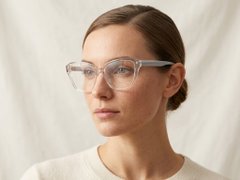 BS2425-0701_Transparent_Butterfly_Acetate_Glasses_corner-tryon_female
