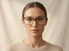 BS2425-0702_Green_Butterfly_Acetate_Glasses-tryon_female