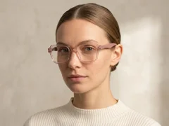 BS2425-0717_Brown_Butterfly_Acetate_Glasses_corner-tryon_female