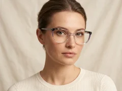 BS2425-0736_Transparent_Butterfly_Acetate_Glasses_corner-tryon_female