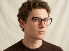 BS2425-1343_Red_Butterfly_Acetate_Glasses_corner-tryon_male