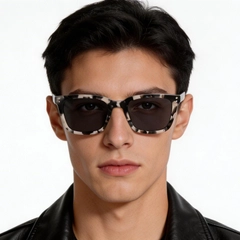 bs2425-1611_pattern_rectangular_acetate_sunglasses_model