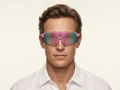 BS2426-0005_Pink_Aviator_Plastic_Sunglasses-tryon_male