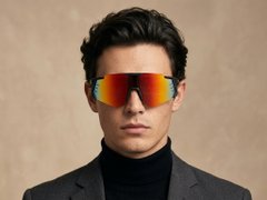 BS2426-0009_Black_Aviator_Plastic_Sunglasses-tryon_male