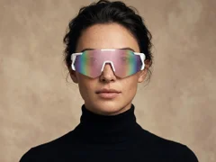 BS2426-0010_White_Aviator_Plastic_Sunglasses-tryon_female
