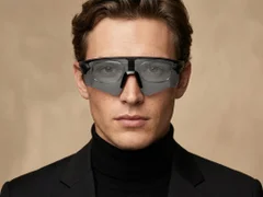 BS2426-0026_Black_Aviator_Plastic_Polarized Sunglasses-tryon_male