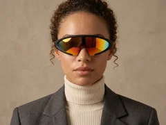 BS2426-0036_Black_Semi-rimless_Plastic_Sunglasses-tryon_female