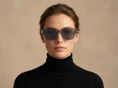 BS2426-0039_Grey_Rectangular_Plastic_Polarized Driving Glasses-tryon_female