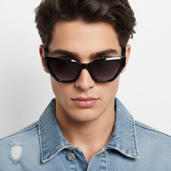 bs2503-0027_black_butterfly_plastic_sunglasses_model