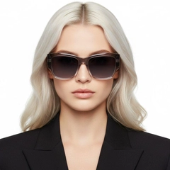 bs2503-0032_brown_butterfly_plastic_sunglasses_model