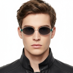 BS2503-0049_Silver_Oval_Metal_Sunglasses_model