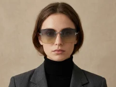 BS2503-0080_Silver_Invisible_Metal_Sunglasses-tryon_female
