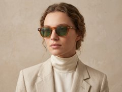 BS2503-0096_Brown_Oval_Plastic_Sunglasses-tryon_female