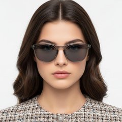 bs2503-0103_grey_oval_plastic_sunglasses_model
