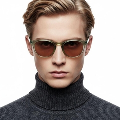 bs2503-0105_green_oval_plastic_sunglasses_model