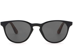 BS2503-0107_Black_Oval_Plastic_Sunglasses_front