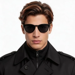 bs2503-0107_black_oval_plastic_sunglasses_model