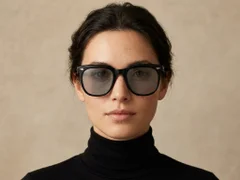 BS2503-0108_Black_Rectangular_Plastic_Sunglasses-tryon_female